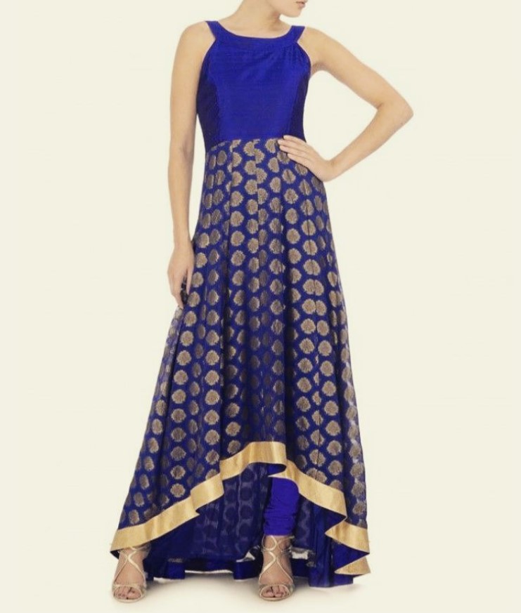 An Asymmetric Anarkali Suit For A Stunning Appearance